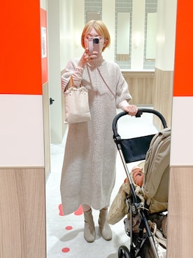 「JUNOAH（ジュノア）のシアーウェーブカットソー（Tシャツ/カットソー）」を使った、まいさん（レディース・164cm）の冬コーディネート