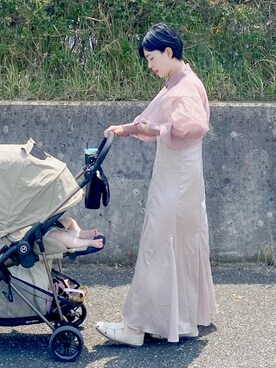 「NEUNA（ヌナ）のアイテム（トートバッグ）」を使った、まいさん（レディース・164cm）の春コーディネート