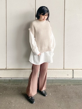 「select MOCA（セレクトモカ）の柔らかく履きやすいフェイクレザーゴールドビット付きローファー（ローファー）」を使った、まいさん（レディース・164cm）の秋コーディネート