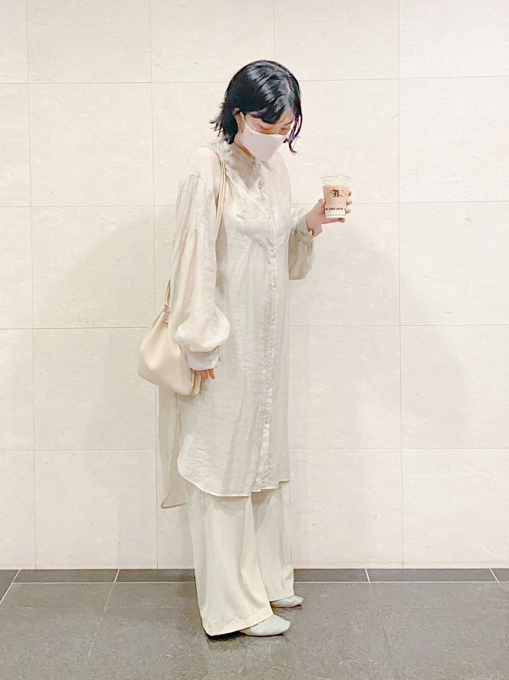 「selectmoca、shopnikoniko、bab、RANDA、秋服準備はじめました、パンツスタイル、シンプル、楽チンコーデ、着回しコーデ、カジュアルコーデ、休日スタイル、プチプラ、ワントーンコーデ、オトナ女子」｜「IG:mai1220のアイテム（その他、その他）」を使った、まいさん（レディース・164cm）の秋コーディネートの1枚目の写真