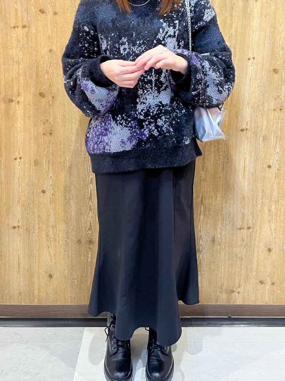 「HAREのアイテム（ニット/セーター、ブラック系）」を使った、yunaaaa0218さん（レディース・160cm）の冬コーディネートの1枚目の写真