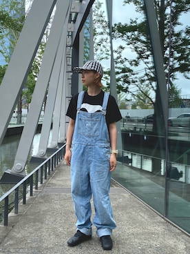 「Levi's（リーバイス）のアイテム（サロペット/オーバーオール）」を使った、はなさん（レディース・151cm）の夏コーディネート