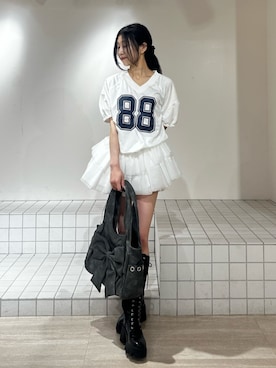 「jouetie（ジュエティ）の【MINAMI×jouetie】ビッグリボントート（トートバッグ、グレー系）」を使った、HIKARUさん（レディース・163cm）の春コーディネート