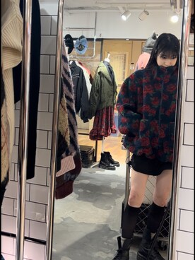 「jouetie（ジュエティ）のアイテム（その他アウター）」を使った、HIKARUさん（レディース・163cm）の秋コーディネート