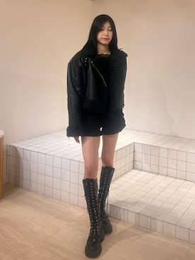 「アイテム（ムートンコート）」を使った、HIKARUさん（レディース・163cm）の冬コーディネート