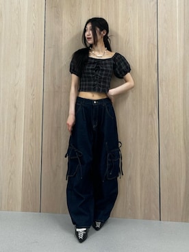 「jouetie（ジュエティ）のハトメポインテッドパンプス（パンプス、ブラック系）」を使った、HIKARUさん（レディース・163cm）の夏コーディネート