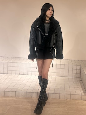 「アイテム（ムートンコート）」を使った、HIKARUさん（レディース・163cm）の冬コーディネート