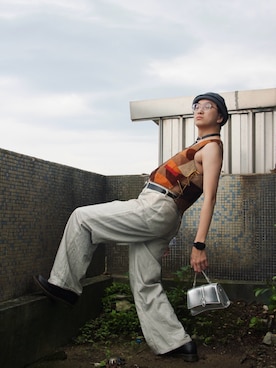 「NET（ネット）のアイテム」を使った、李冠霆さん（メンズ・178cm）の春コーディネート