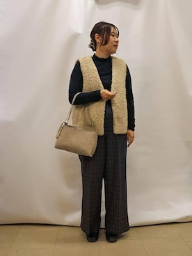 「DRESKIP（ドレスキップ）のふわふわファーベスト（ベスト、ベージュ系）」を使った、kanaさん（レディース・157cm）の秋コーディネート