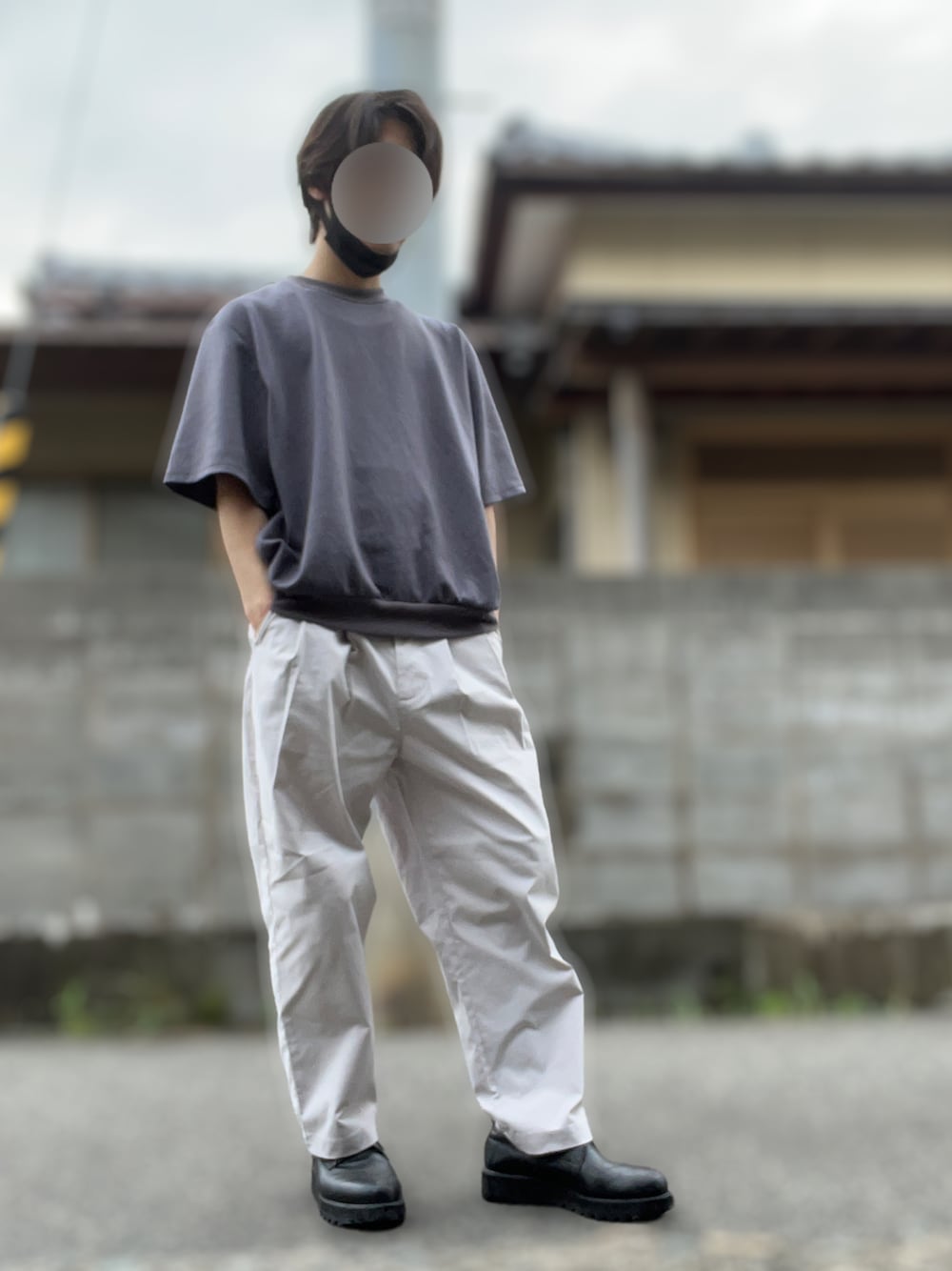 「夏コーデ、お洒落さんとつながりたい、シンプル、シンプルコーデ、低身長、ワイドパンツ、フォローお願いします、ファッションの力を信じよう」｜「RUUBONの【RUUBON】rustic 2tuck semiwide  pants / ラスティック 2タック セミワイド パンツ（その他パンツ、ホワイト系）」を使った、hishiy2000さん（メンズ・164cm）の夏コーディネートの1枚目の写真