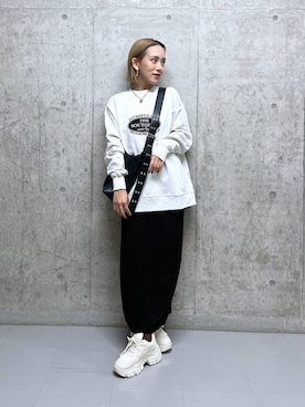 「アイテム（スウェット）」を使った、Uiさん（レディース・158cm・20代）の秋コーディネート