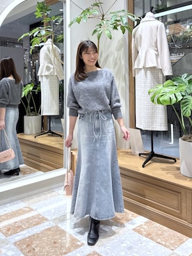 「アイテム（デニムスカート）」を使った、mamiさん（レディース・161cm）の秋コーディネート