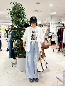 「CIAOPANIC TYPY（チャオパニックティピー）の【UNISEX】【プラスサイズあり】フラワーコレクションTEE（Tシャツ/カットソー、ホワイト系）」を使った、tamaizmmmさん（レディース・165cm）の春コーディネート