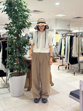 「GEVACO（ゲバコ）のアイテム」を使った、tamaizmmmさん（レディース・165cm）の春コーディネート
