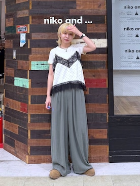 「niko and...（ニコアンド）のトロットワイドイージーパンツ（その他パンツ、グリーン系）」を使った、ちーちさん（レディース・165cm）の夏コーディネート