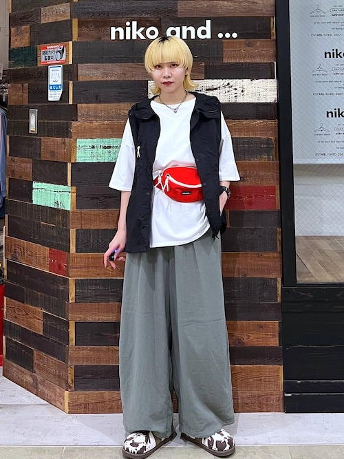 entwa☆SASHIKOワイドパンツ☆size2ロング☆Naot☆新品同様 セール】2WAYエアリーワイドパンツ（その他パンツ）｜niko and