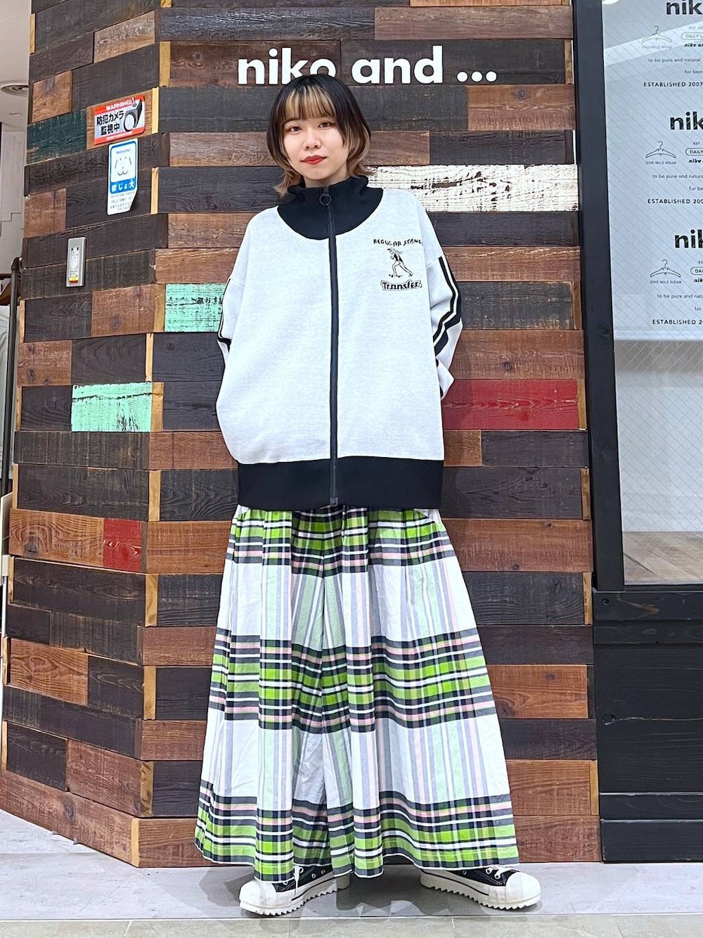 [MODE NORM CORE]コットン塩縮チェックパンツ niko and（ニコアンド）の「[MODE NORM CORE]コットン塩縮