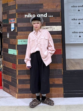 「niko and...（ニコアンド）のフェイクファー付きキャップ  / 抗菌防臭（キャップ、ブラック系）」を使った、ちーちさん（レディース・165cm）の秋コーディネート
