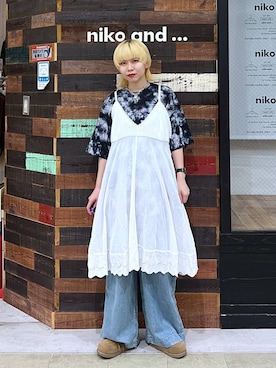 「niko and...（ニコアンド）の《抗菌消臭》スライドモカシンシューズ（モカシン/デッキシューズ、イエロー系）」を使った、ちーちさん（レディース・165cm）の夏コーディネート