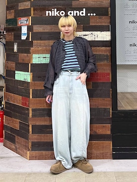 「niko and...（ニコアンド）の[NKJ 2026SS] 3Dドロップデニムパンツ（デニムパンツ、ブルー系）」を使った、ちーちさん（レディース・165cm）の春コーディネート