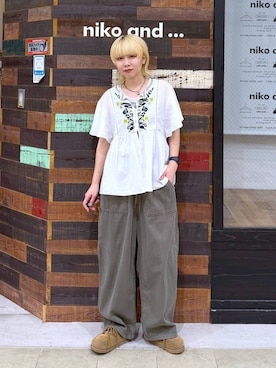 「niko and...（ニコアンド）の《抗菌消臭》スライドモカシンシューズ（モカシン/デッキシューズ、イエロー系）」を使った、ちーちさん（レディース・165cm）の夏コーディネート