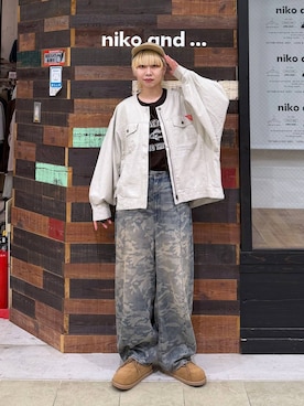 「アイテム（カバーオール、ベージュ系）」を使った、ちーちさん（レディース・165cm）の秋コーディネート