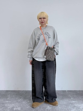 「niko and...（ニコアンド）のドロストカレッジヘンリープルオーバー（スウェット、グレー系）」を使った、ちーちさん（レディース・165cm）の秋コーディネート