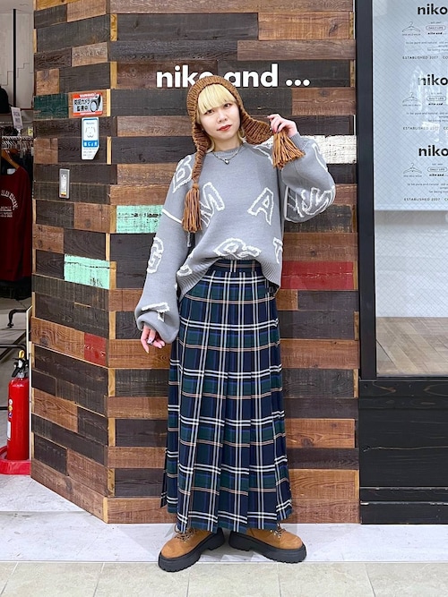 セール】レタリングジャガードニットプルオーバー（ニット/セーター