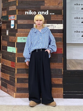 「niko and...（ニコアンド）のリネンブレンドフリルブラウス（シャツ/ブラウス、ブルー系）」を使った、ちーちさん（レディース・165cm）の春コーディネート