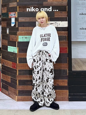 「niko and...（ニコアンド）のシアースラブワイドTシャツ（Tシャツ/カットソー、ホワイト系）」を使った、ちーちさん（レディース・165cm）の春コーディネート