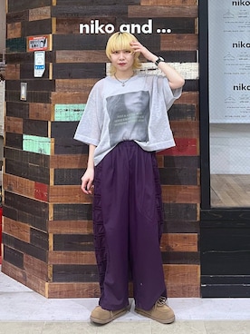 「niko and...（ニコアンド）のスーピマ2WAYタンクトップ（タンクトップ、ベージュ系）」を使った、ちーちさん（レディース・165cm）の春コーディネート