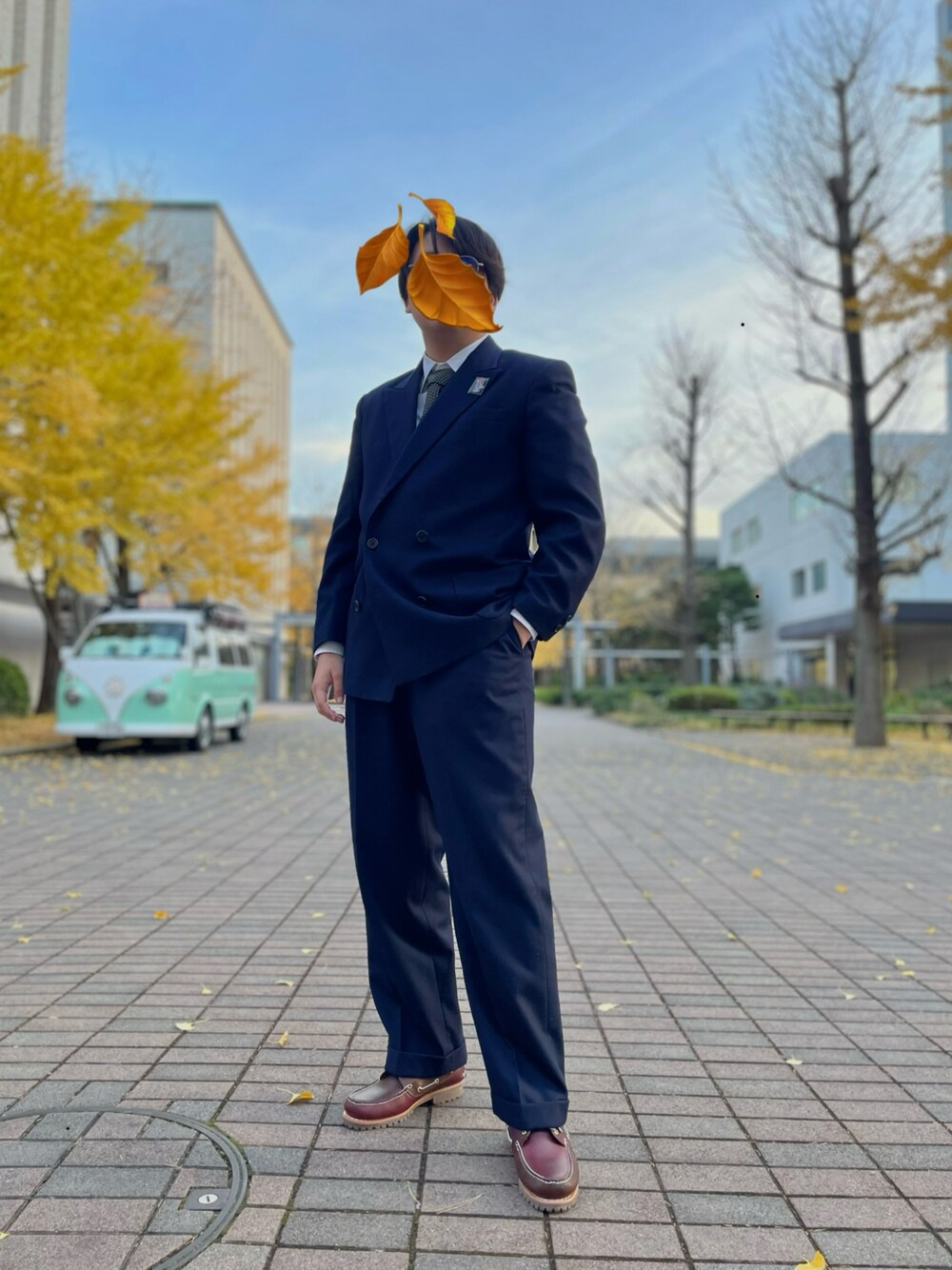 Yohji Yamamotoのスーツジャケットを使った人気ファッション
