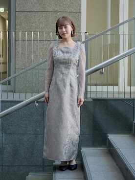 「niana（ニアナ）のラメチャンキーヒールパンプス ローヒール ストラップ 結婚式 二次会 同窓会 成人式 パーティー フォーマル オケージョン（パンプス、ブラック系）」を使った、nianaさん（レディース）の春コーディネート