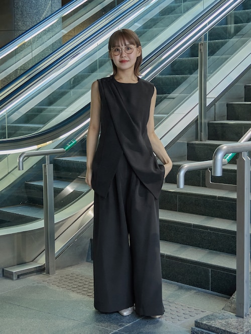 アシンメトリートップスパンツスーツ 2点セット レディース