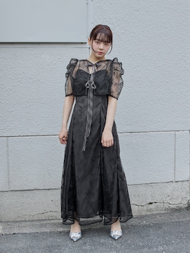 「niana（ニアナ）のビジューバックルパンプス 結婚式 二次会 同窓会 成人式 パーティー フォーマル オケージョン（パンプス、シルバー系）」を使った、nianaさん（レディース）の夏コーディネート