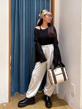 「アイテム（メガネ、グリーン系）」を使った、しいぽ。さん（レディース・150cm）の秋コーディネート