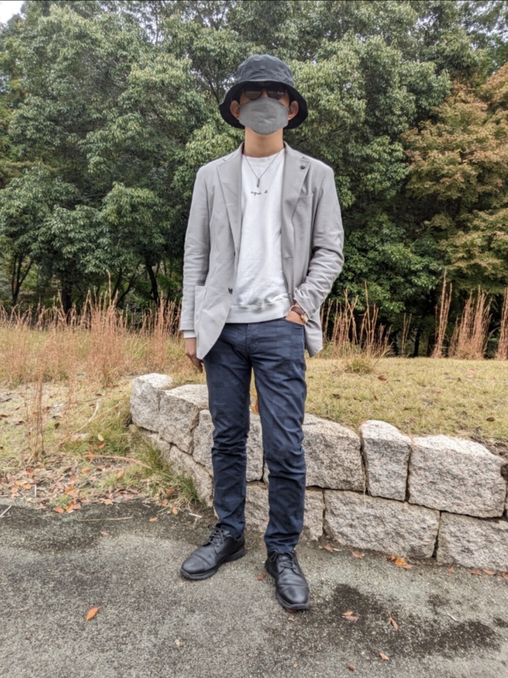 「Paul Smithの"Cropped Logo" ネックレス【230934 210】（ネックレス、シルバー系）」を使った、ちぇぶさん（メンズ・170cm）の秋コーディネートの1枚目の写真