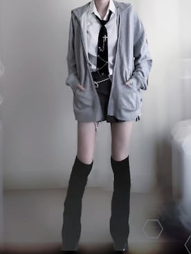 「アイテム（チャーム）」を使った、fuyun__ @透明感と強ささん（レディース・165cm）の秋コーディネート