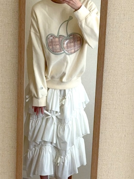 「KIRSH（キルシー）のKIRSH BIG CHERRY MONOTONE SWEAT ビッグチェリー モノトーン スウェット（スウェット）」を使った、fuyun0_0@透明感ある淡色コーデさん（レディース・165cm）の夏コーディネート