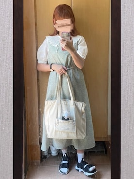 「襟付きトップス」｜「アイテム（ジャンパースカート）」を使った、pieさん（レディース・155cm）の夏コーディネート