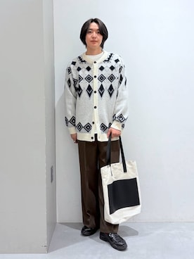 「アイテム（カーディガン/ボレロ）」を使った、Jiro_さん（メンズ・176cm・20代）の秋コーディネート