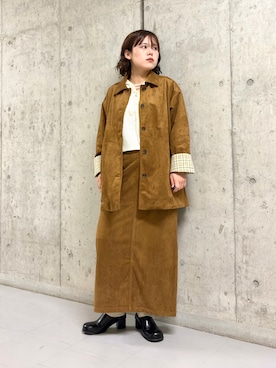 「KBF（ケイビーエフ）のピーチスキンカバーオール（カバーオール、イエロー系）」を使った、いの  さん（レディース・157cm）の夏コーディネート