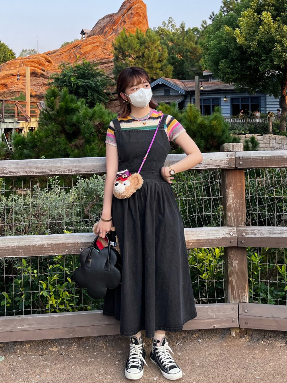 「CDGのアイテム（バッグ、ブラック系）」を使った、co2さん（レディース・165cm）の秋コーディネートの1枚目の写真