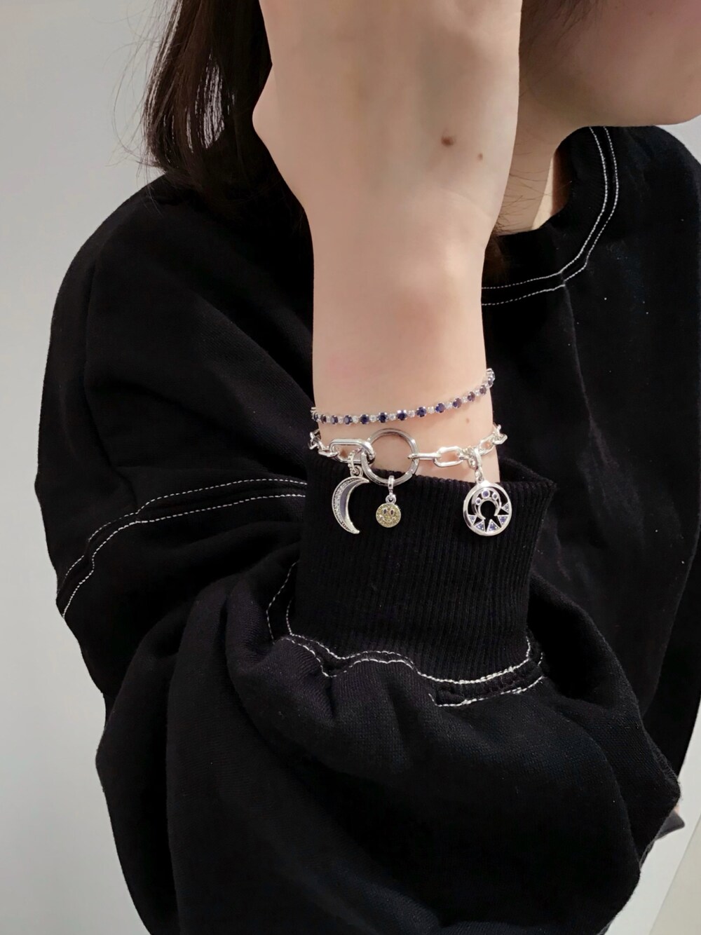 Pandora バンドラme ブレスレット スマイルチャーム付き 美品 Pandora バンドラme ブレスレット スマイルチャーム付き 美品