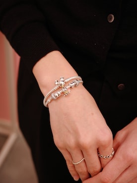 「アイテム（チャーム）」を使った、Pandoraさん（レディース・160cm）の秋コーディネート