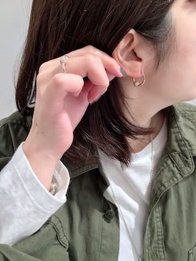 「PANDORA（パンドラ）のポリッシュド ＆ パヴェ ビーズ オープン リング（リング）」を使った、Pandoraさん（レディース・160cm）の春コーディネート