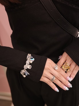 「アイテム（チャーム）」を使った、Pandoraさん（レディース・160cm）の冬コーディネート