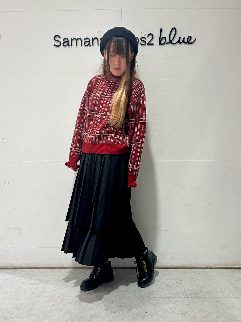 「ニット、冬コーデ、プリーツスカート、ehka sopo」｜「ehka sopoのチェックフリルニット（ニット/セーター、レッド系）」を使った、Renaさん（レディース・163cm）の冬コーディネートの1枚目の写真