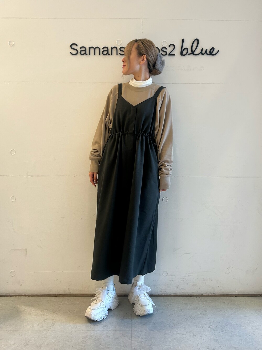 「オトナカジュアル、Samansa Mos2 blue、カジュアル、冬コーデ、冬」｜「Samansa Mos2 blueのアイテム（トップス、ベージュ系）」を使った、Renaさん（レディース・163cm）の冬コーディネートの1枚目の写真