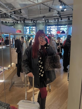 「EMODA（エモダ）のアイテム」を使った、H I N A T Aさん（レディース・166cm）の秋コーディネート